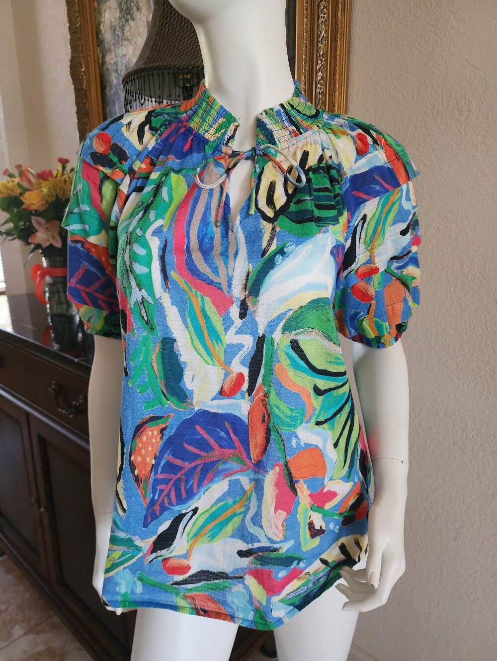 EUC-NIC+ZOE Multicolor Abstract Tie-Neck Puff Sleeve Top